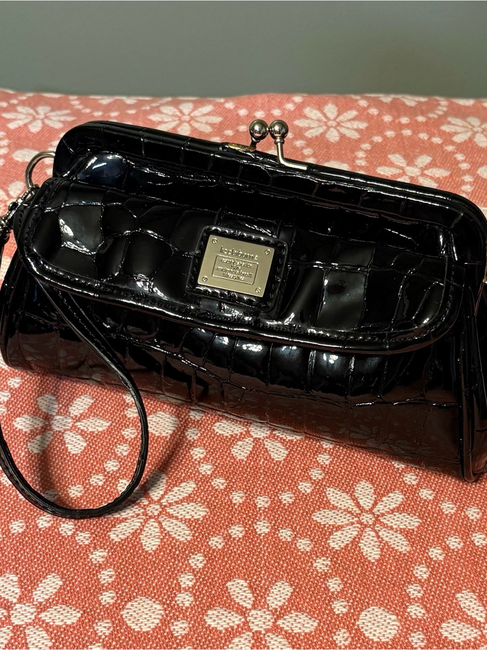 Liz Claiborne Black Patent Faux Leather Croc-Embossed Wristlet Clutch